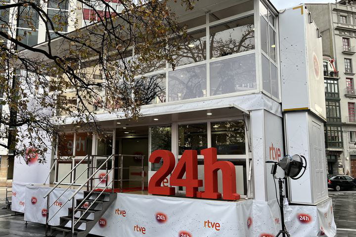 La Noche en 24 horas